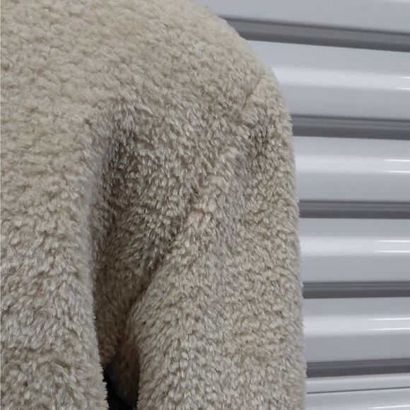 WeWoreWhat Womens Oversized Faux Fur Blazer Jacket Small Ivory Vegan Leather NWT - Picture 8 of 15